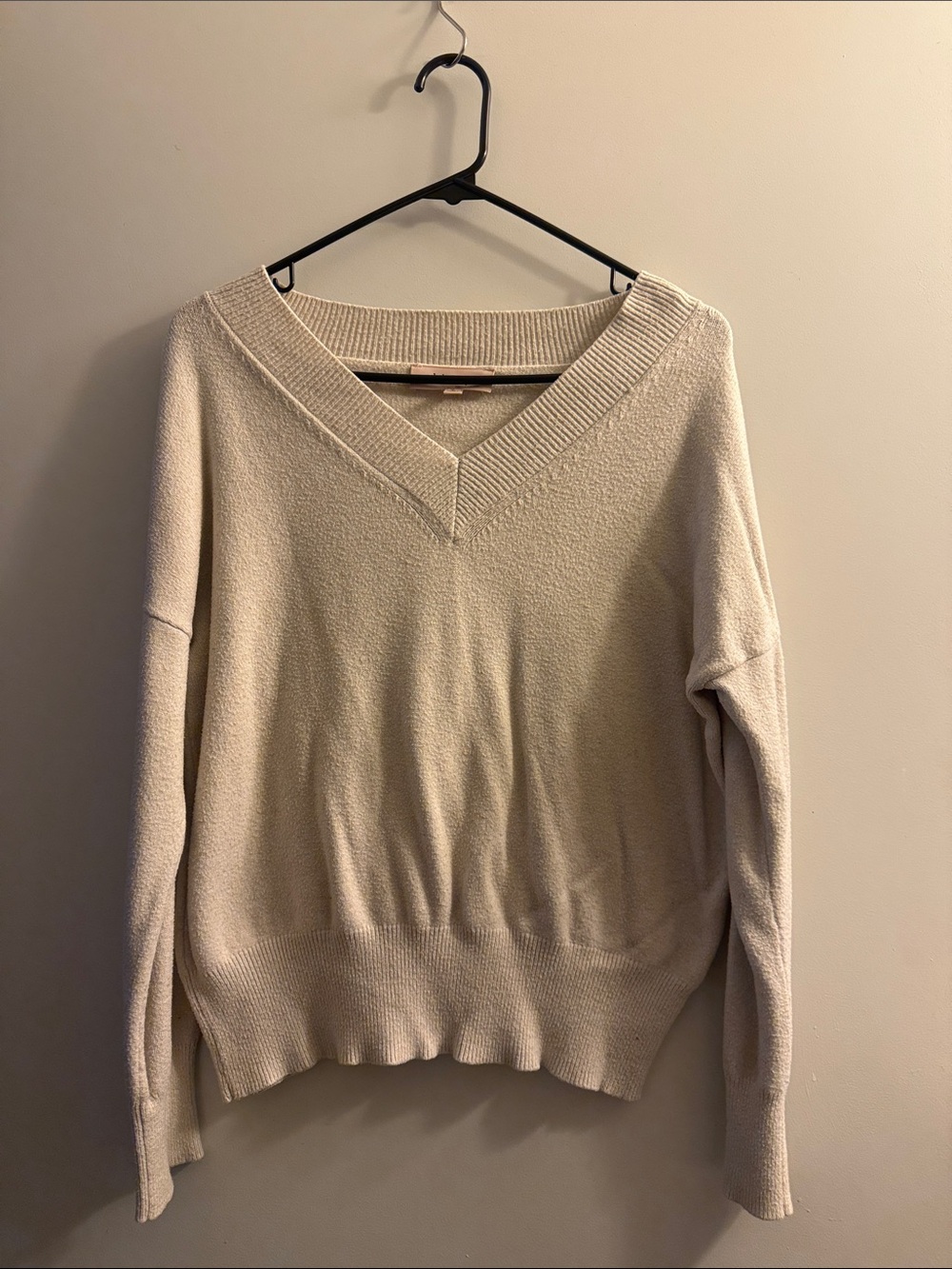 Philosophy Cream V-Neck Lightweight Sweater